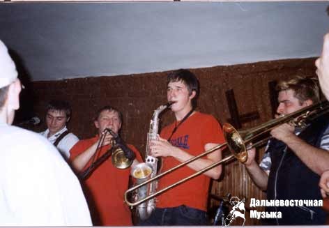 CLOCKWORK TIMES - 3