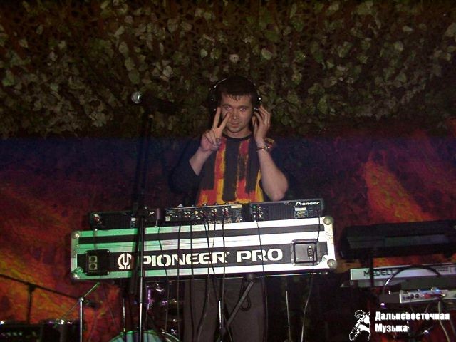 ��������� Electro-c-���� - 2003. ���������, 12 ������� 2003 �. - 10