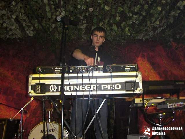 ��������� Electro-c-���� - 2003. ���������, 12 ������� 2003 �. - 11