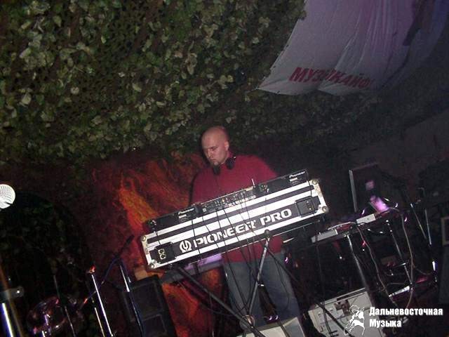 ��������� Electro-c-���� - 2003. ���������, 12 ������� 2003 �. - 4
