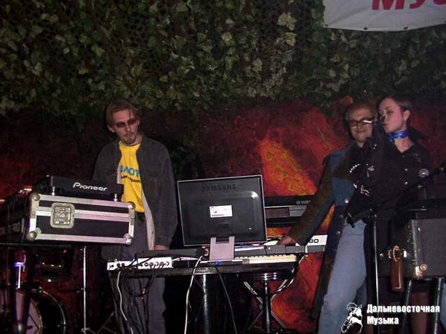 ��������� Electro-c-���� - 2003. ���������, 12 ������� 2003 �. - 5