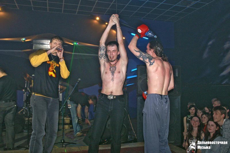 ��������� Core on Air 4 � ����������. 24 ����� 2006 �. - 128